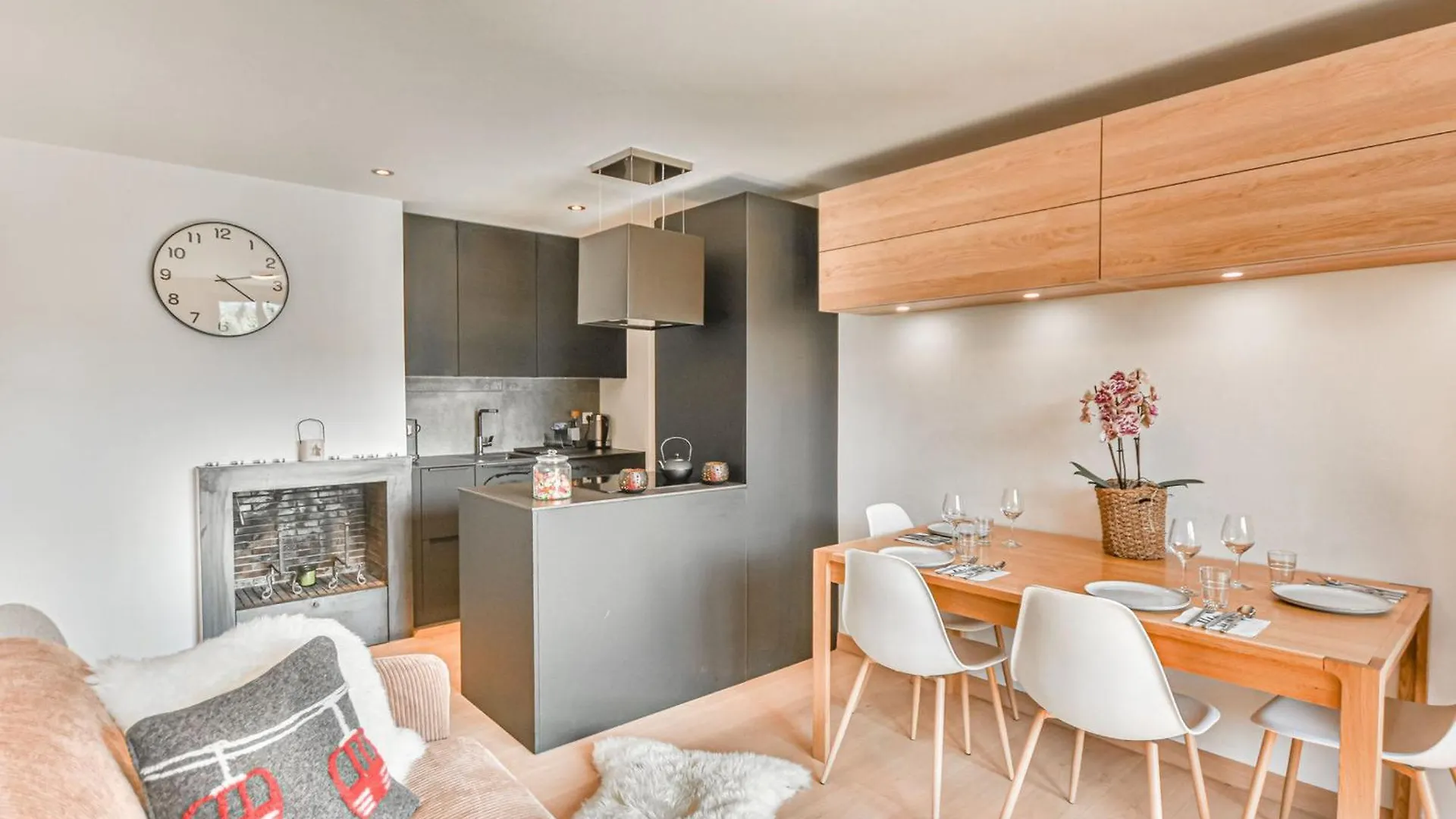 Charmant T2 + Cabine, Proche Pistes Et Centre, Balcon, Cheminee, Wifi, Parking, 4-5 Pers. - Fr-1-685-80 Les Gets