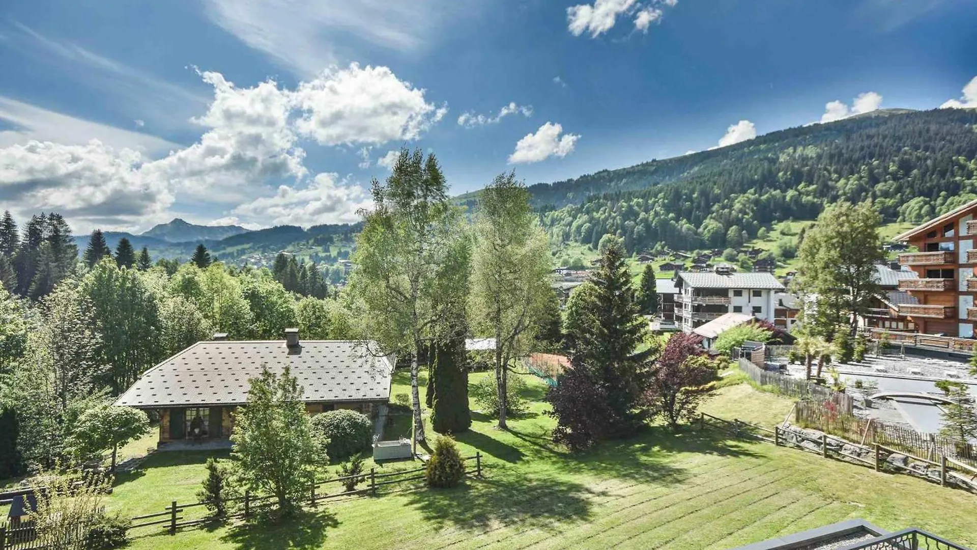 Charmant T2 + Cabine, Proche Pistes Et Centre, Balcon, Cheminee, Wifi, Parking, 4-5 Pers. - Fr-1-685-80 Les Gets Apartment