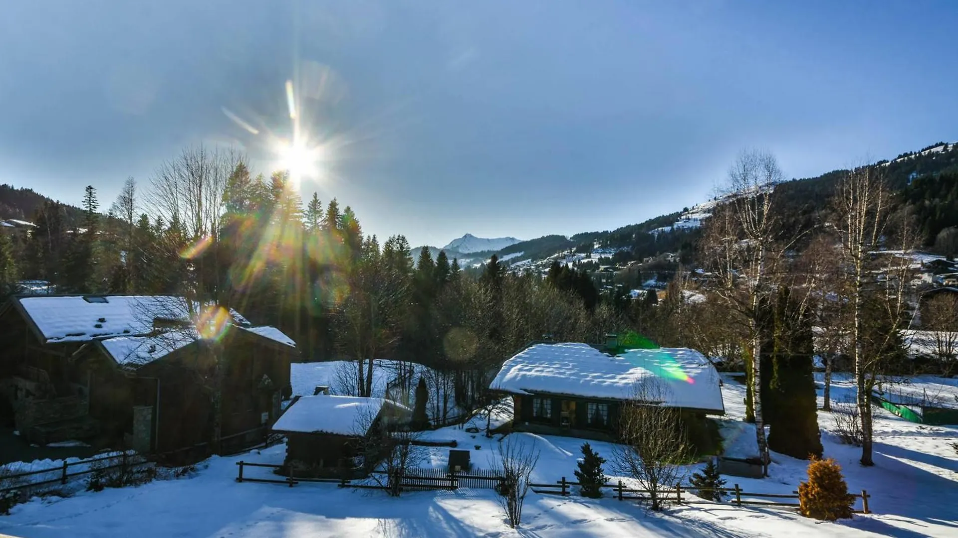 Charmant T2 + Cabine, Proche Pistes Et Centre, Balcon, Cheminee, Wifi, Parking, 4-5 Pers. - Fr-1-685-80 Les Gets Apartment